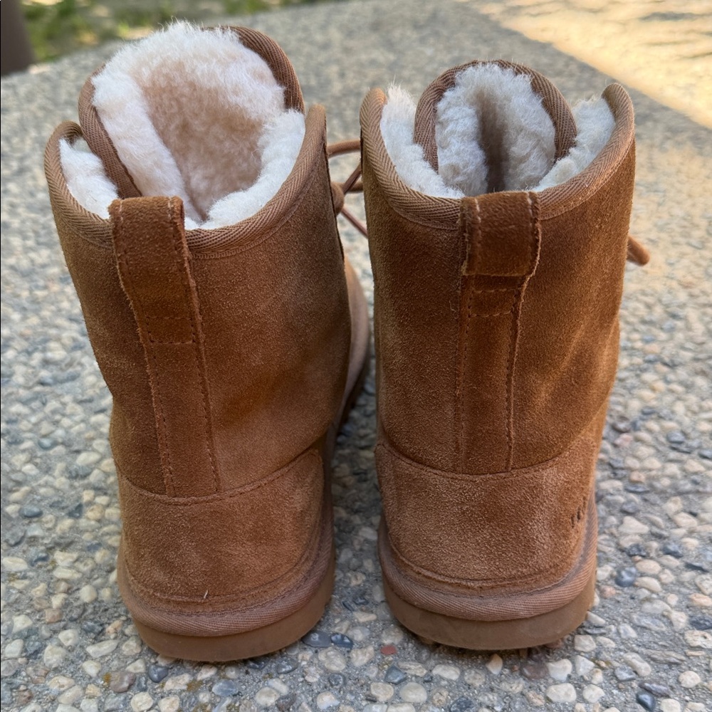 UGG Men's Brown Suede Chukka Boots with Shearling Lining - Picture 5 of 6